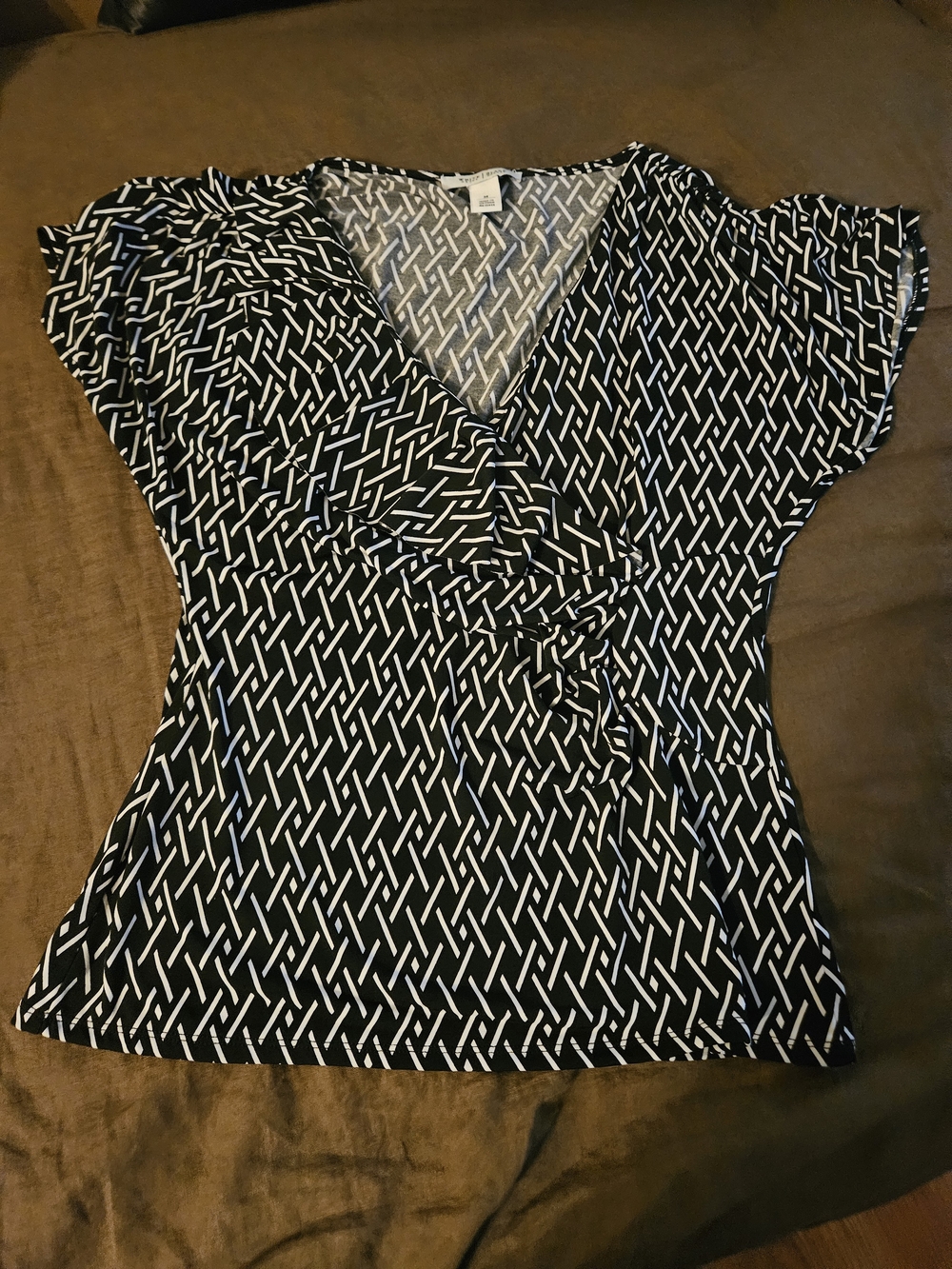 White House Black Market Black & White Geometric Wrap Top